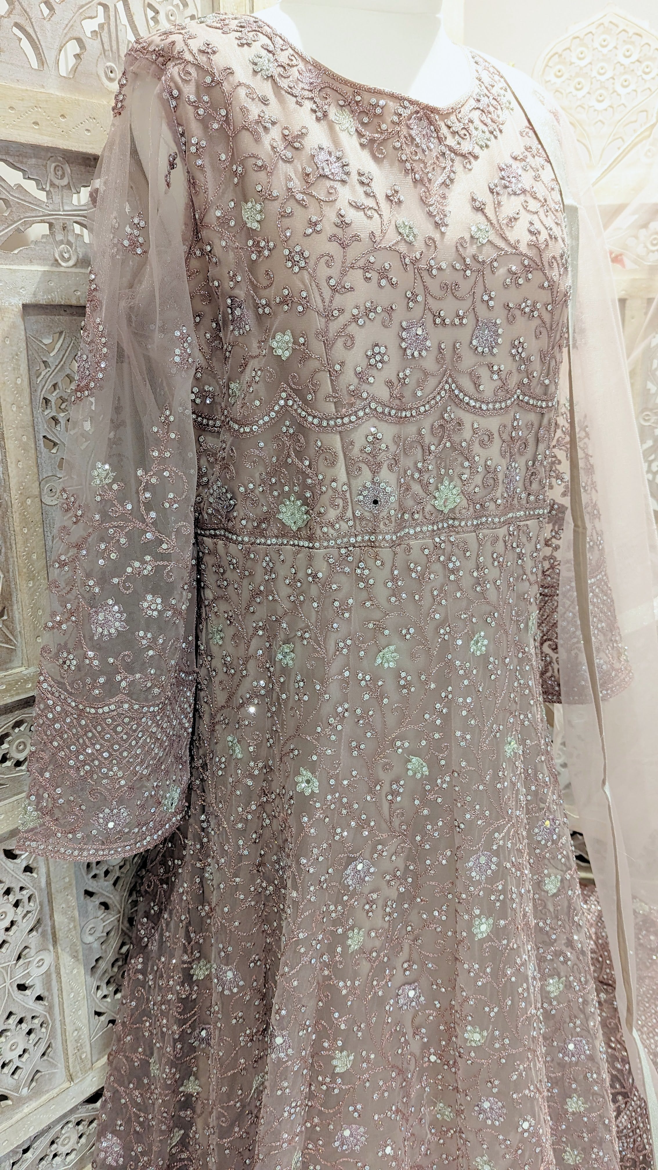 Dusty Pink Long Sleeve Gown (16-18)