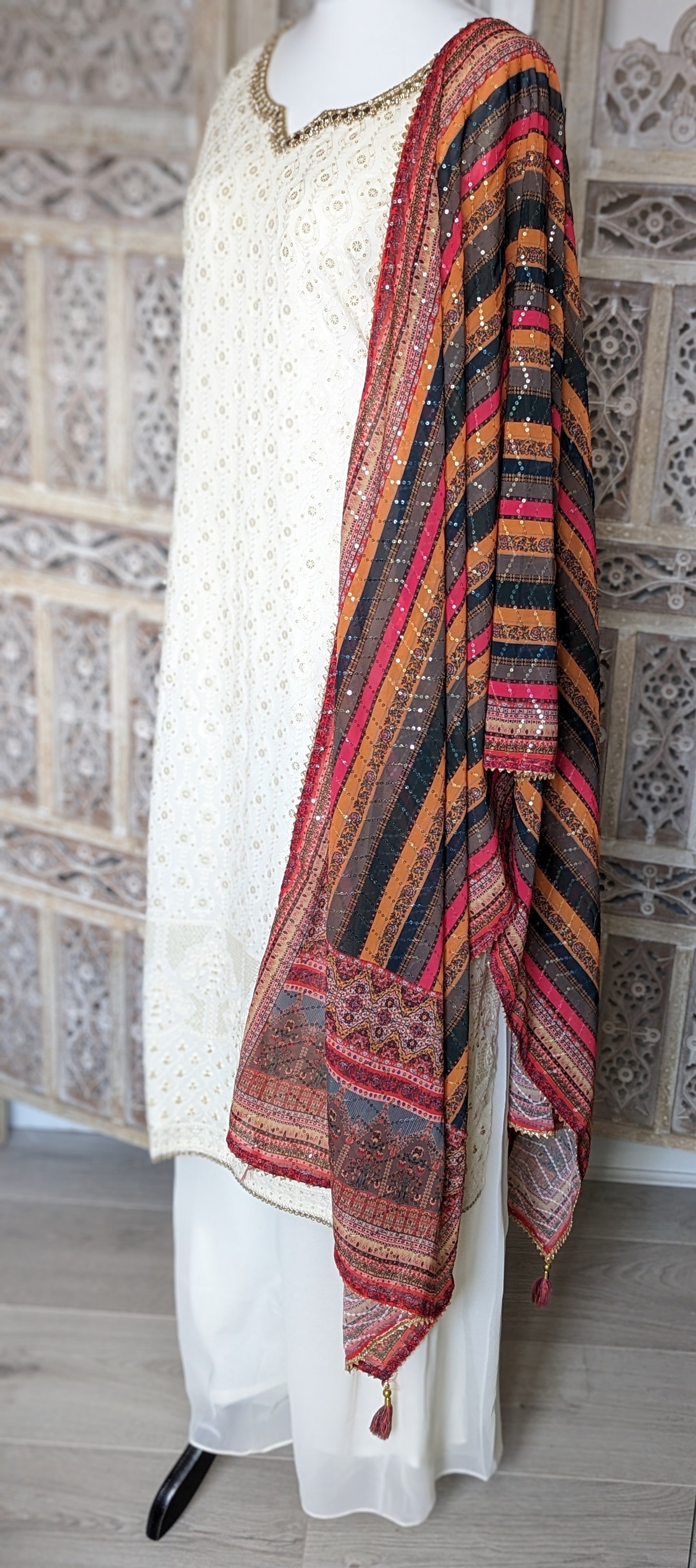 Chikankari Palazzo Suit (12-14)