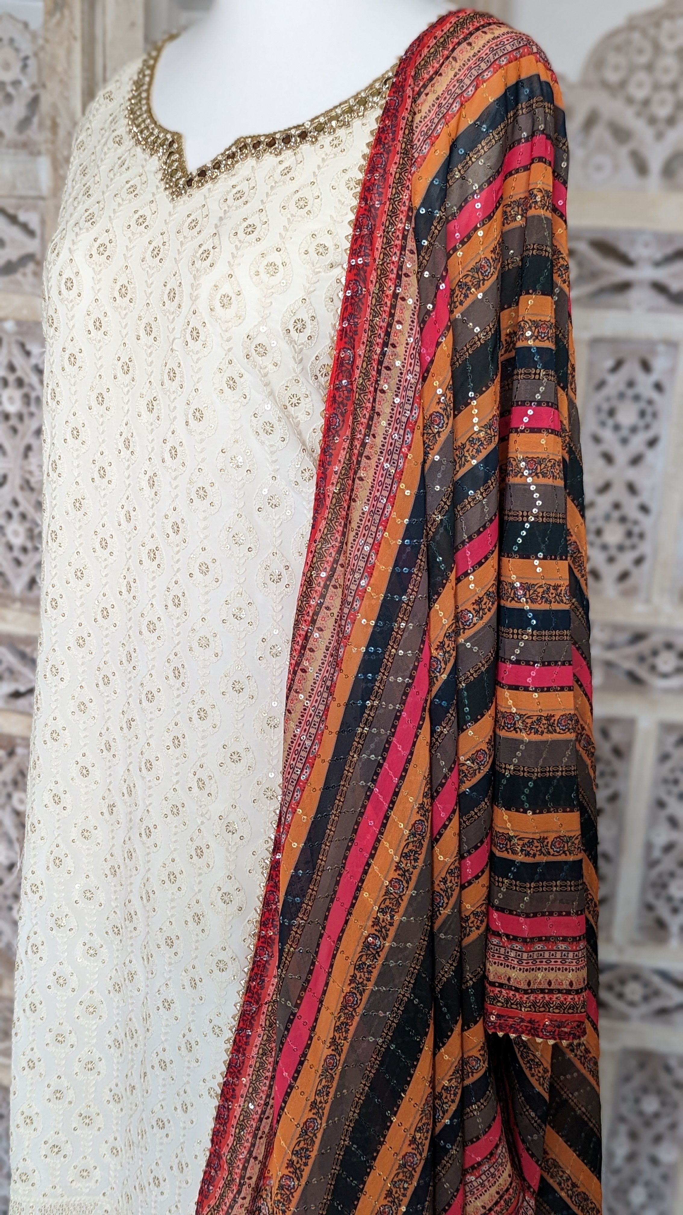 Chikankari Palazzo Suit (12-14)