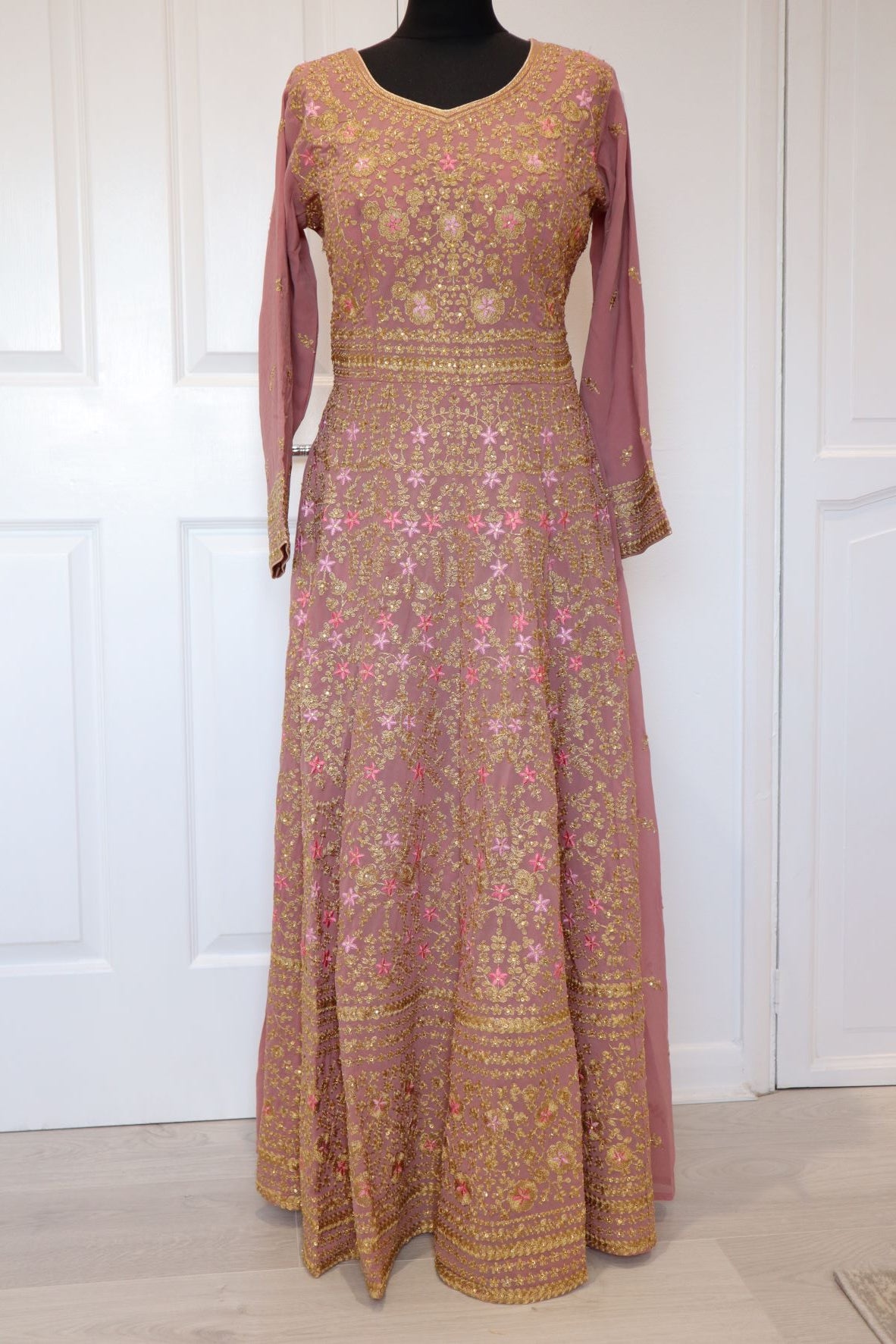 Mauve and Gold Floral Gown (8-10)