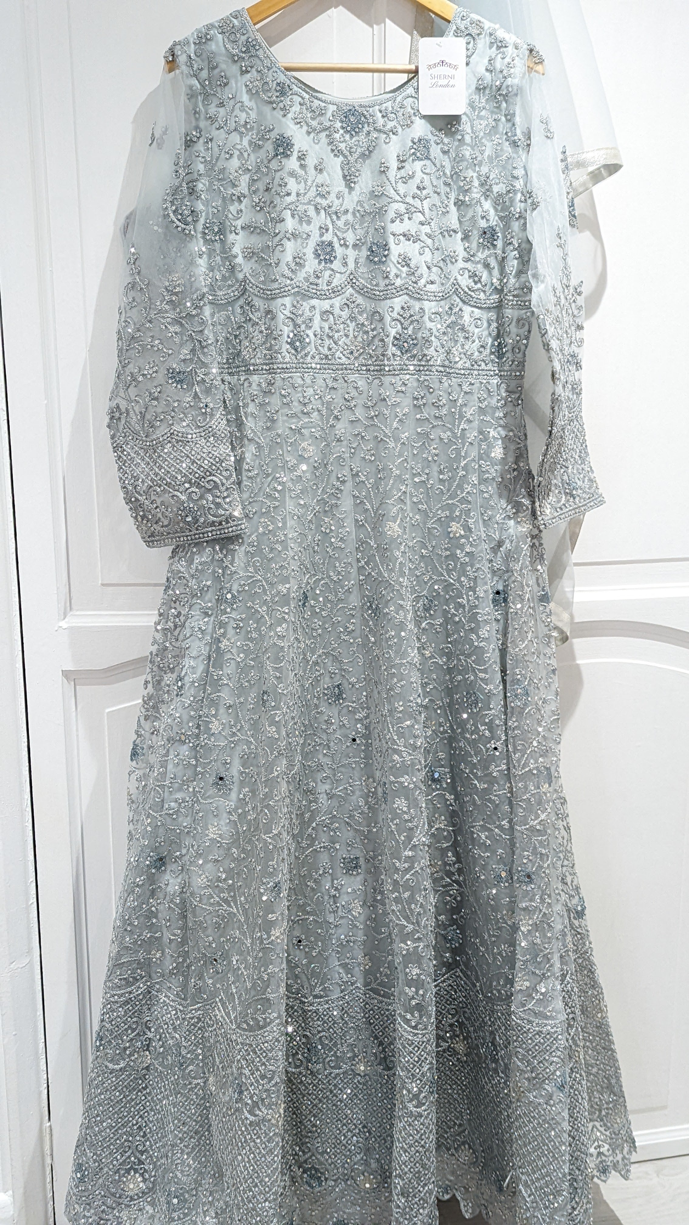 Silver Grey Long Sleeve Gown (16-18)