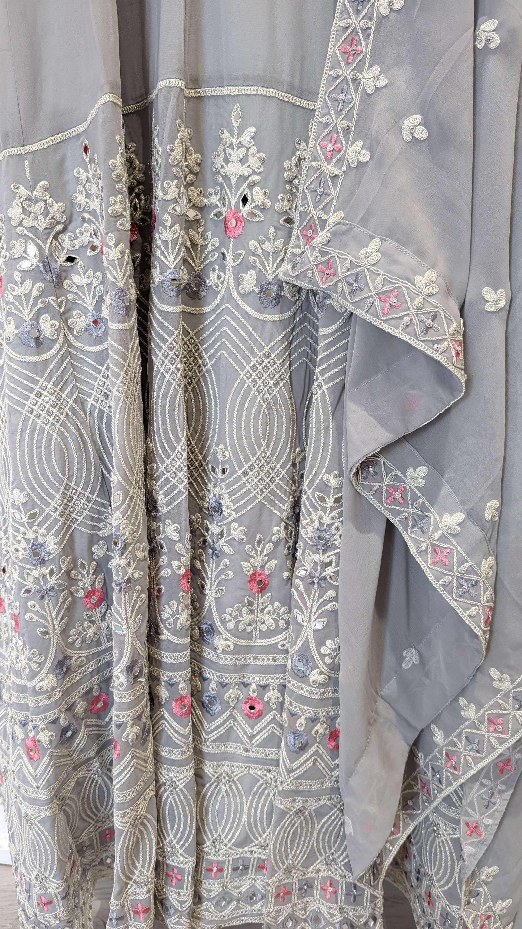 Luxury Grey Deco Embroidery Gown (24-26)