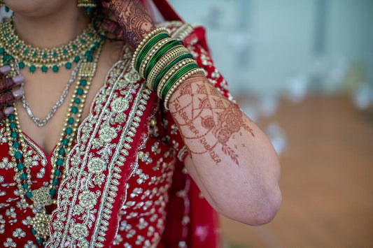 How to feel confident in your bridal lehenga