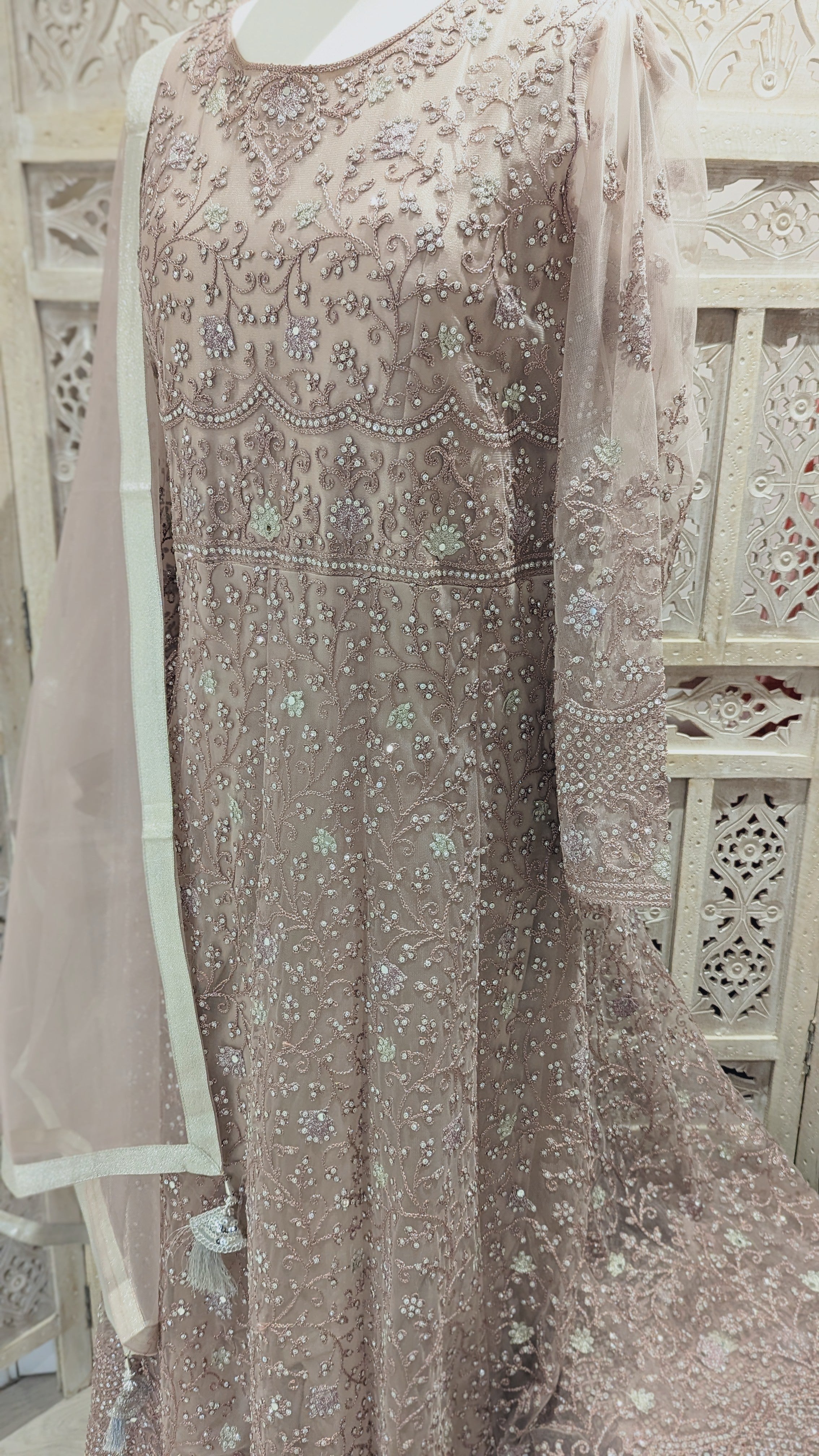 Dusty Pink Long Sleeve Gown (16-18)