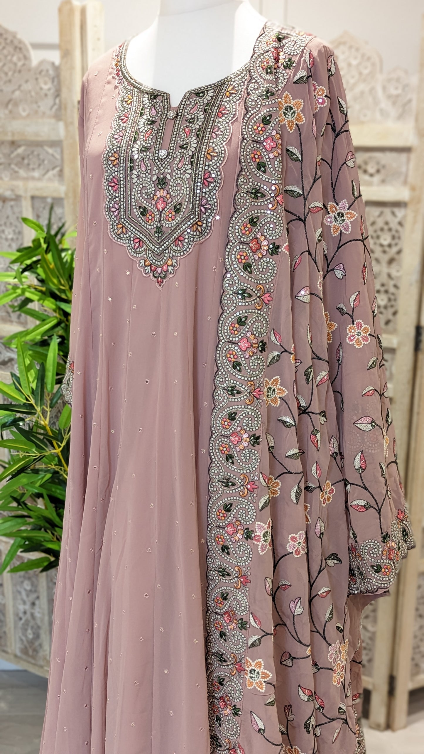 Salwar Kameez with floral dupatta (14-16)