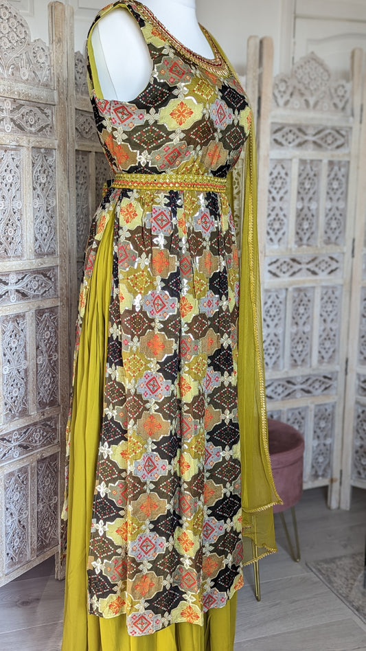 Mehndi Print Palazzo Set (16-18)