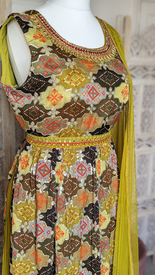 Mehndi Print Palazzo Set (16-18)