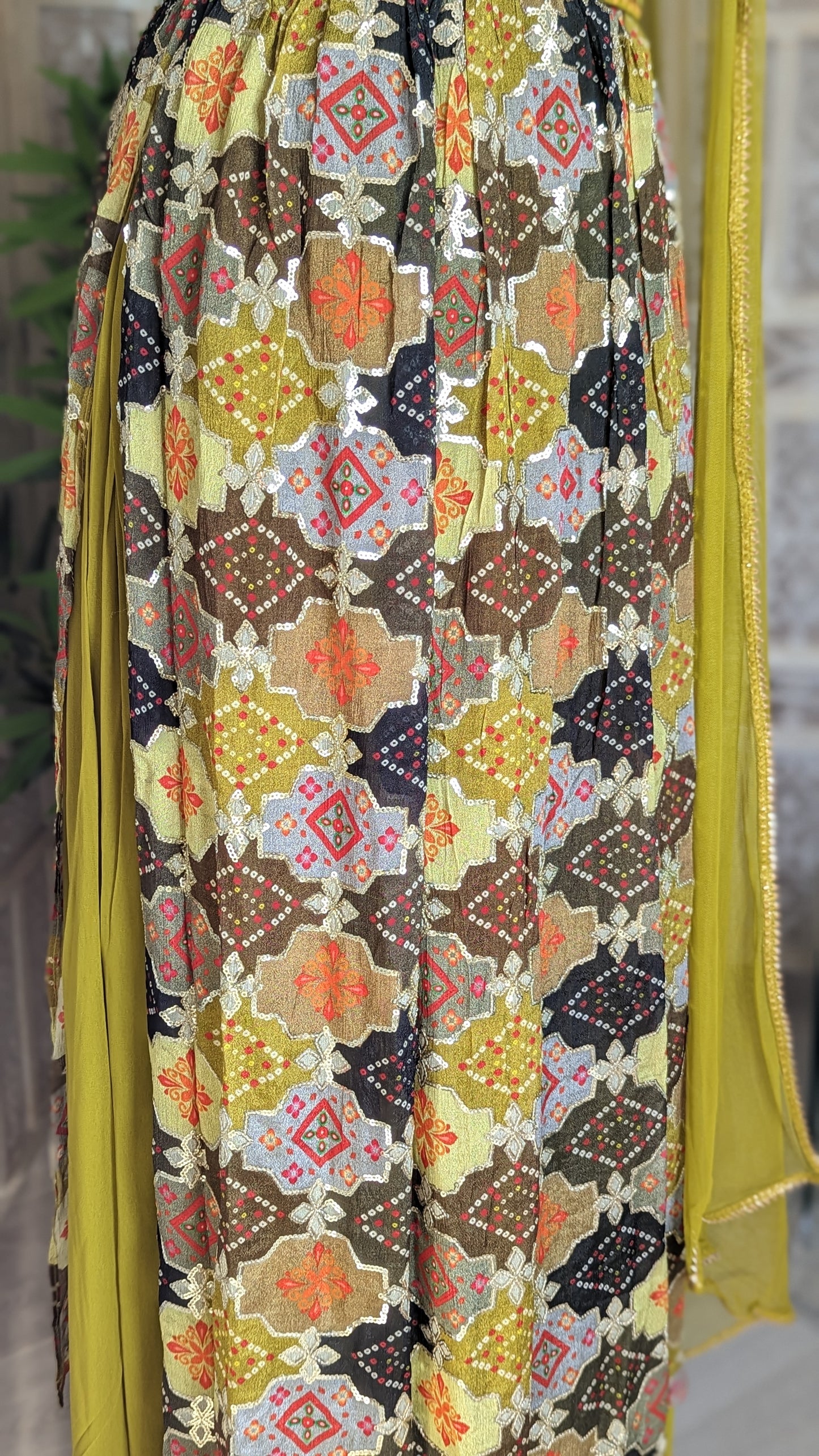Mehndi Print Palazzo Set (16-18)