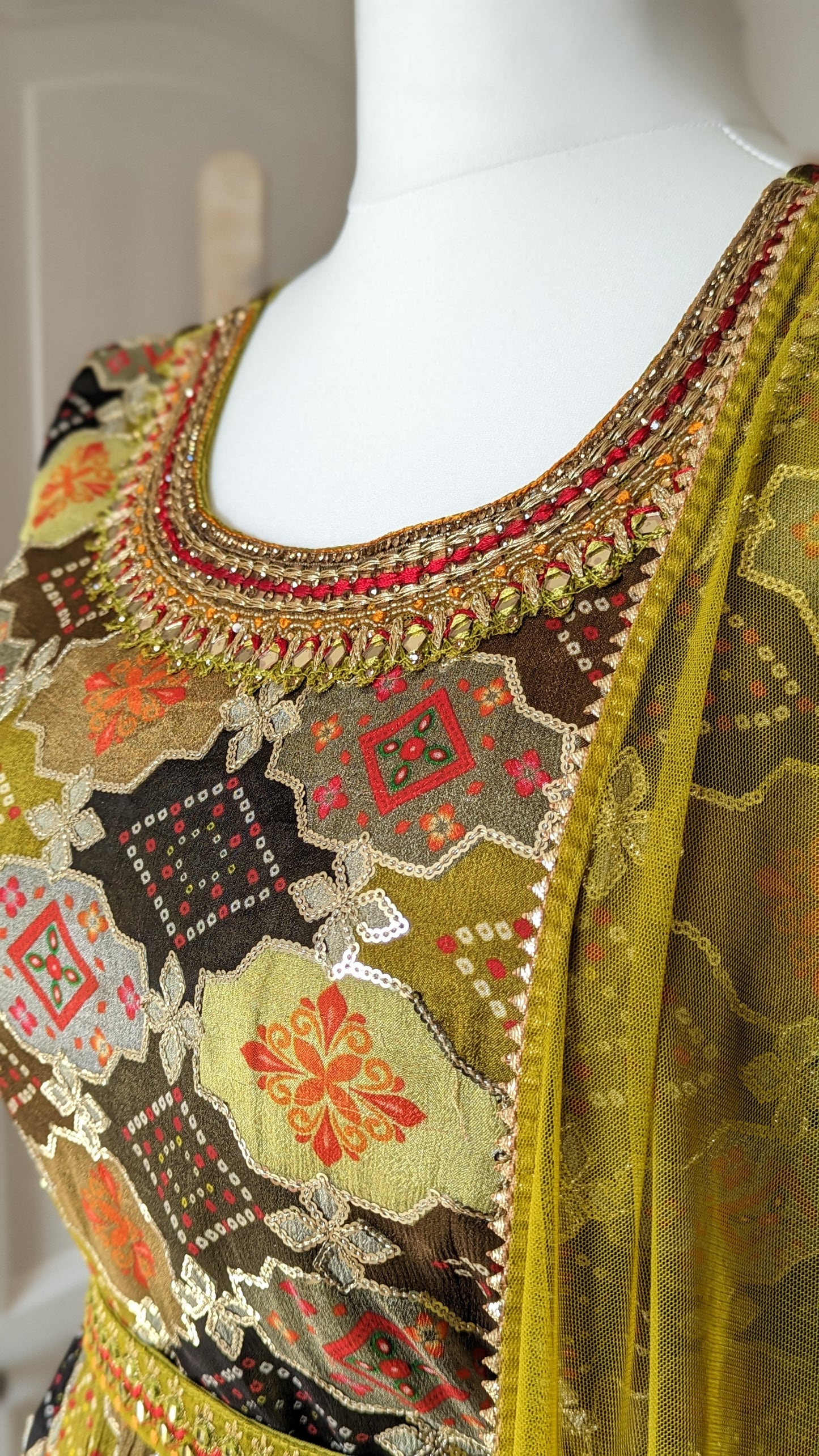 Mehndi Print Palazzo Set (16-18)