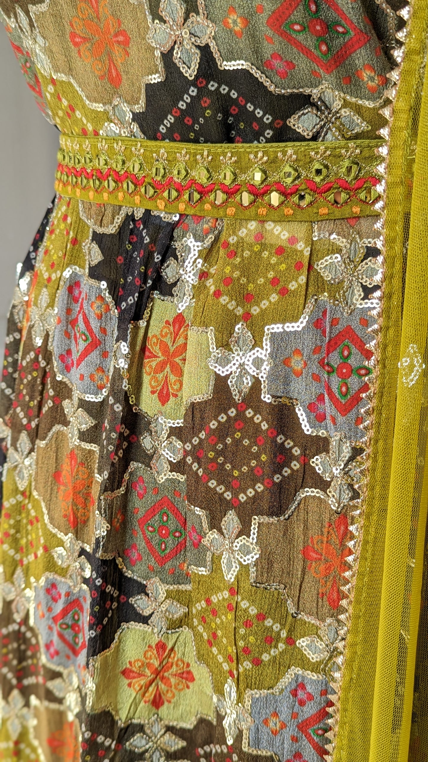 Mehndi Print Palazzo Set (16-18)