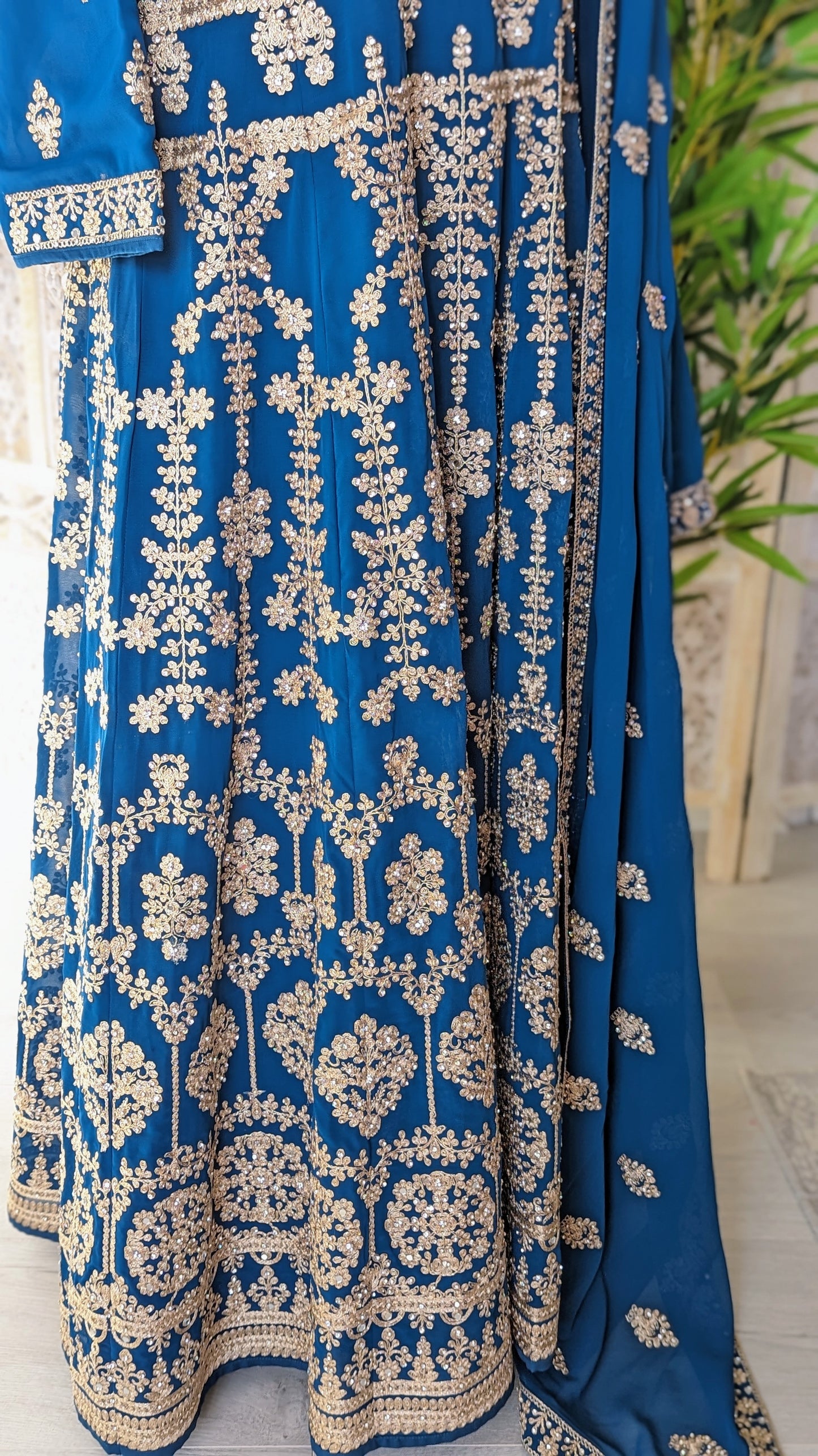 Luxury Teal Gown (16-18)