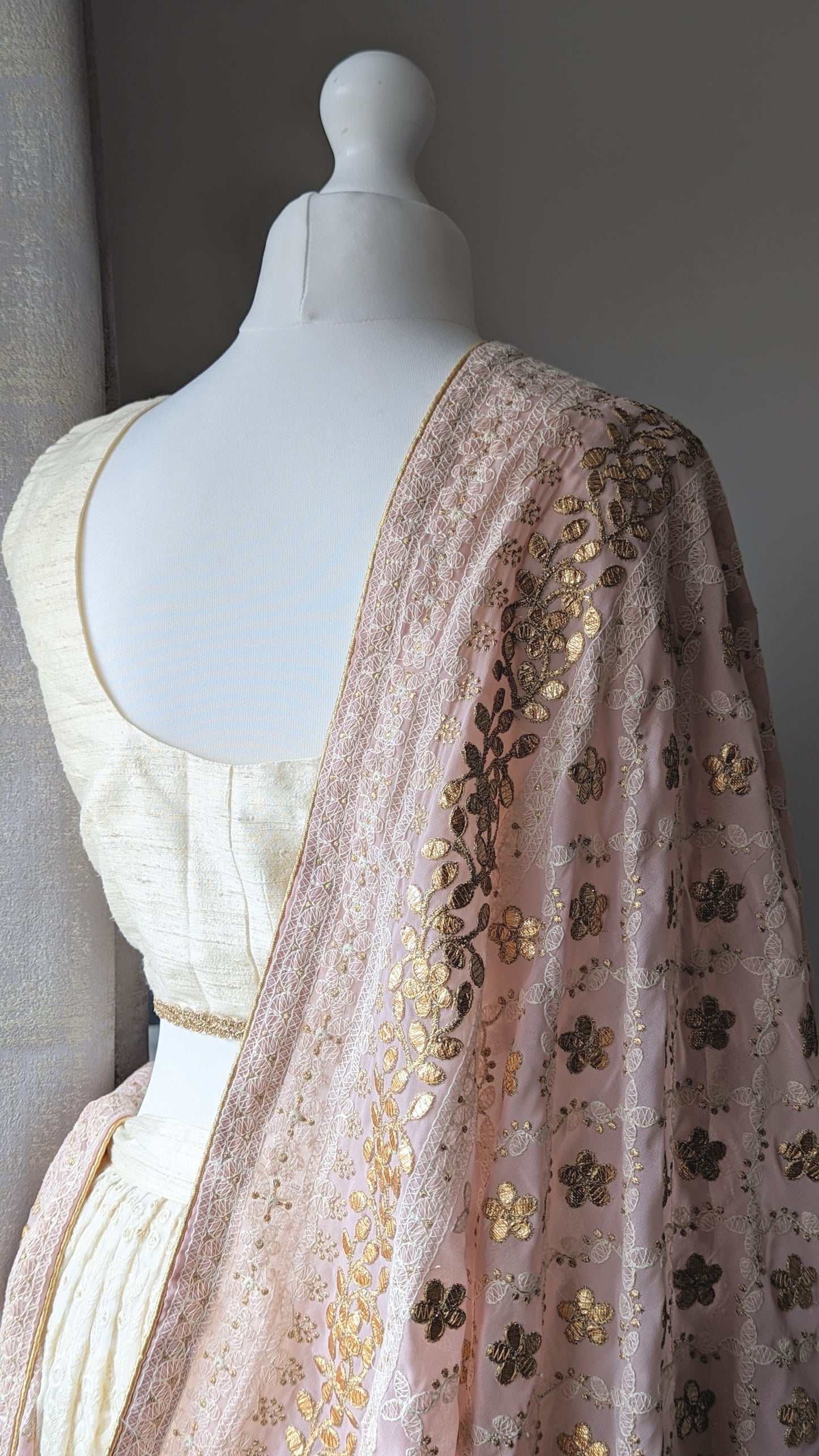 Chikankari Gota Pati Dupatta (Shawl) - Pink