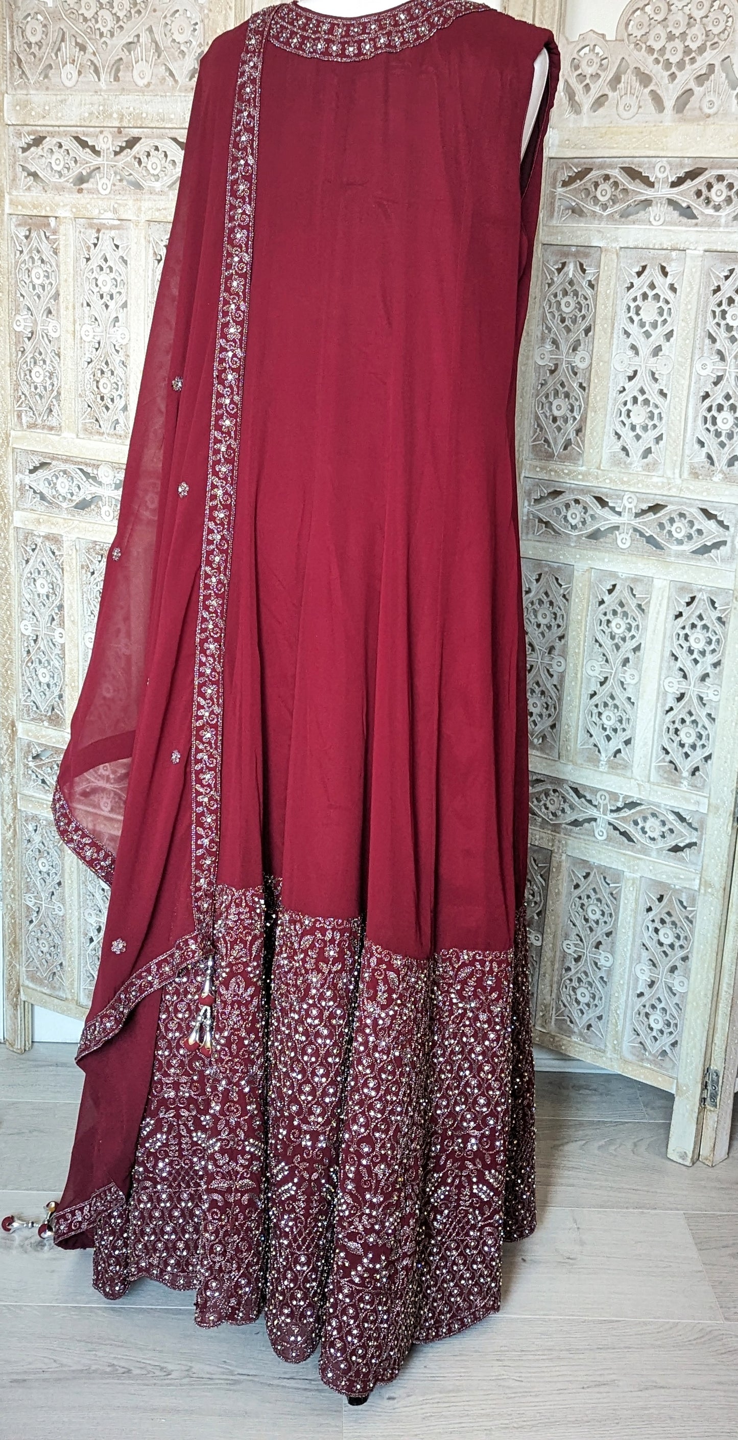 Burgundy & Silver Gown (14-16)