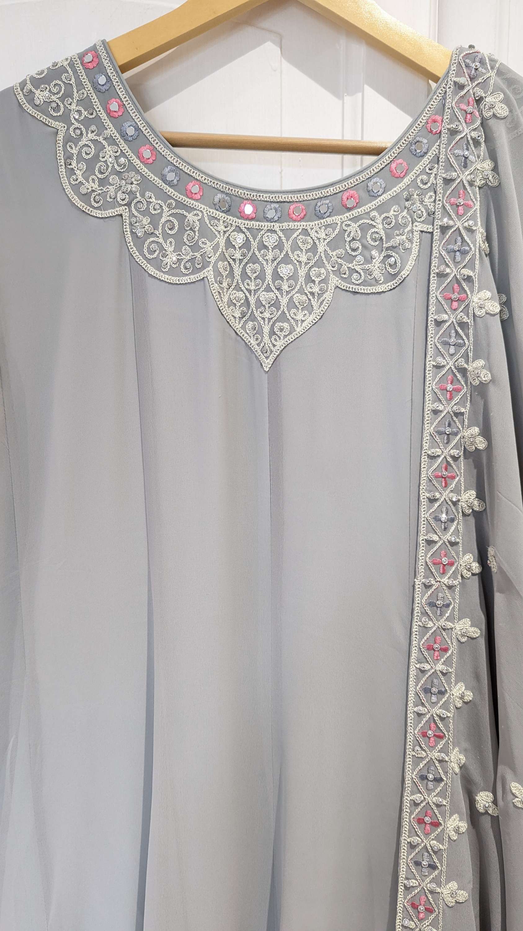 Luxury Grey Deco Embroidery Gown (24-26)