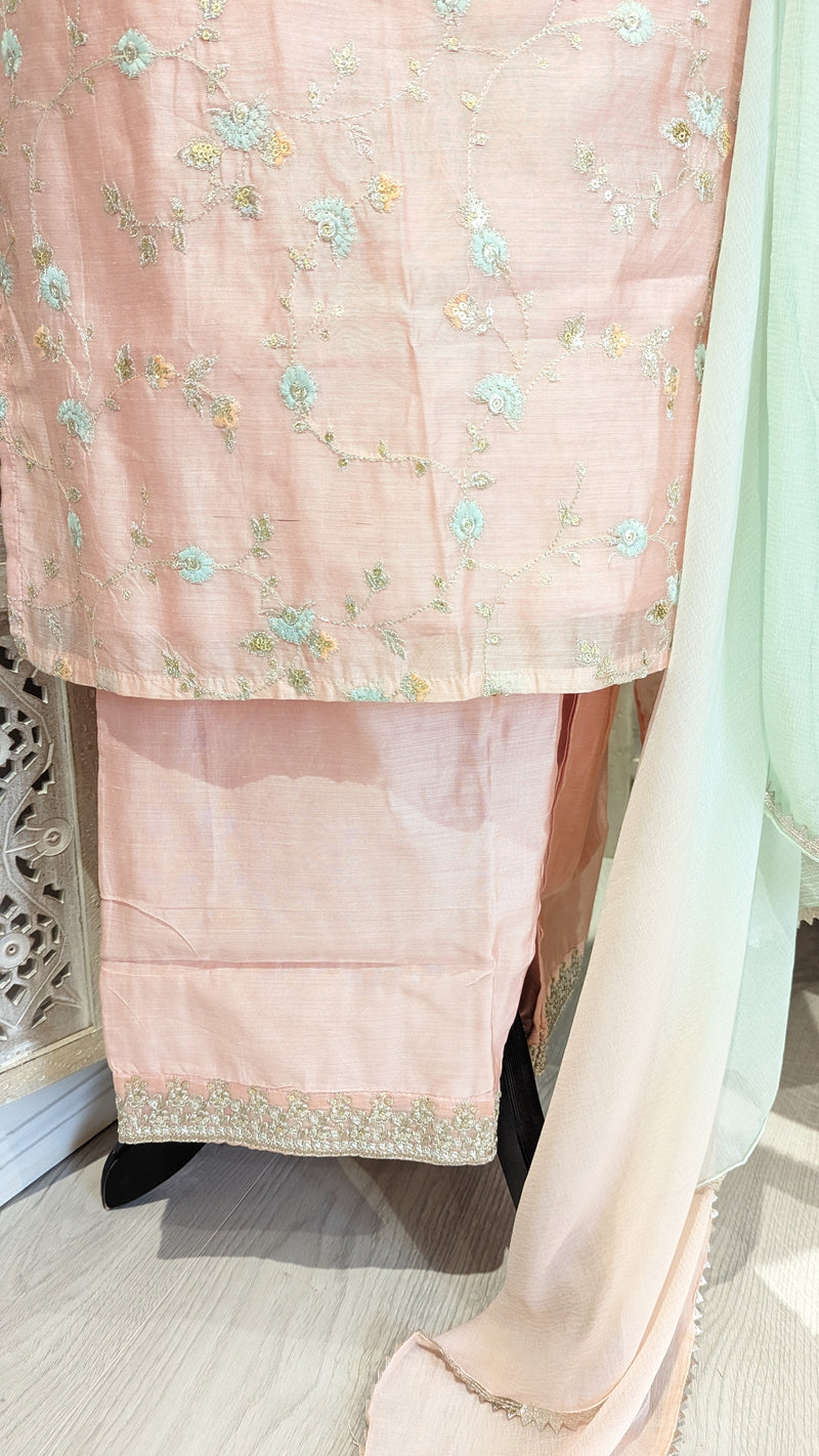 Pastel Pink Ombre Dupatta Suit Set Size 16-18 (bust 46”)