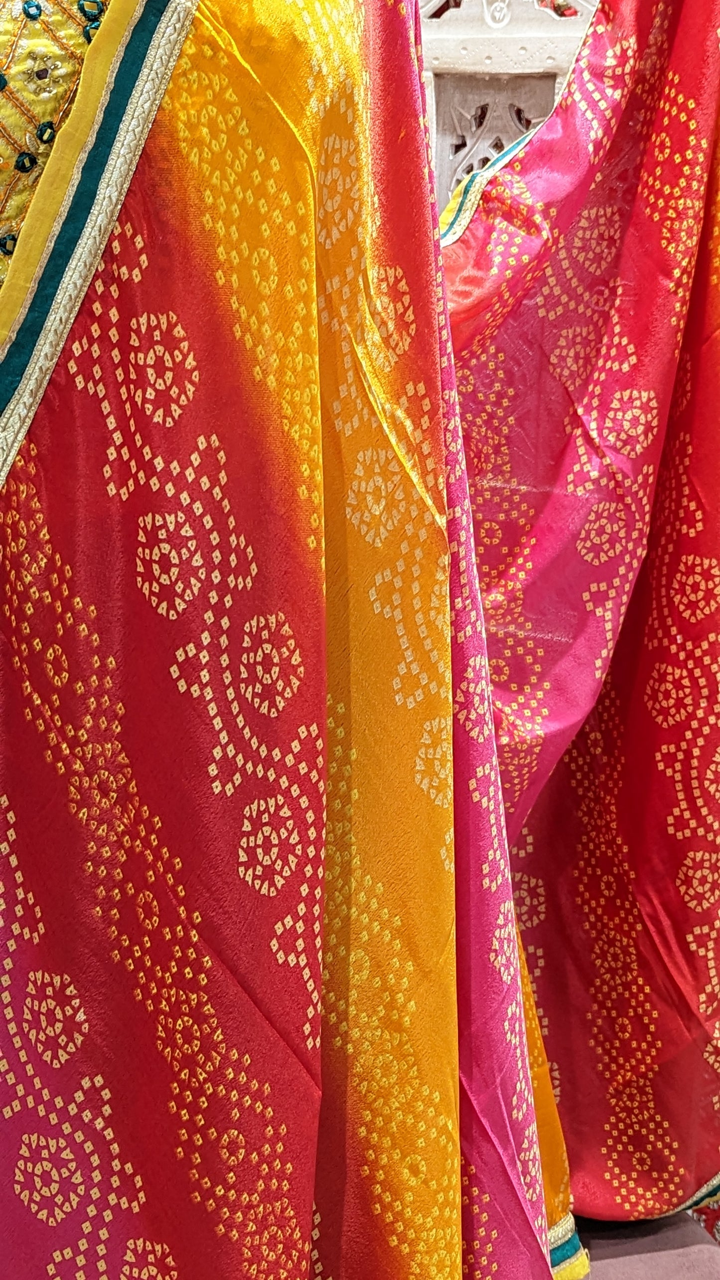 Bright Bandhani Lehenga (10-12)
