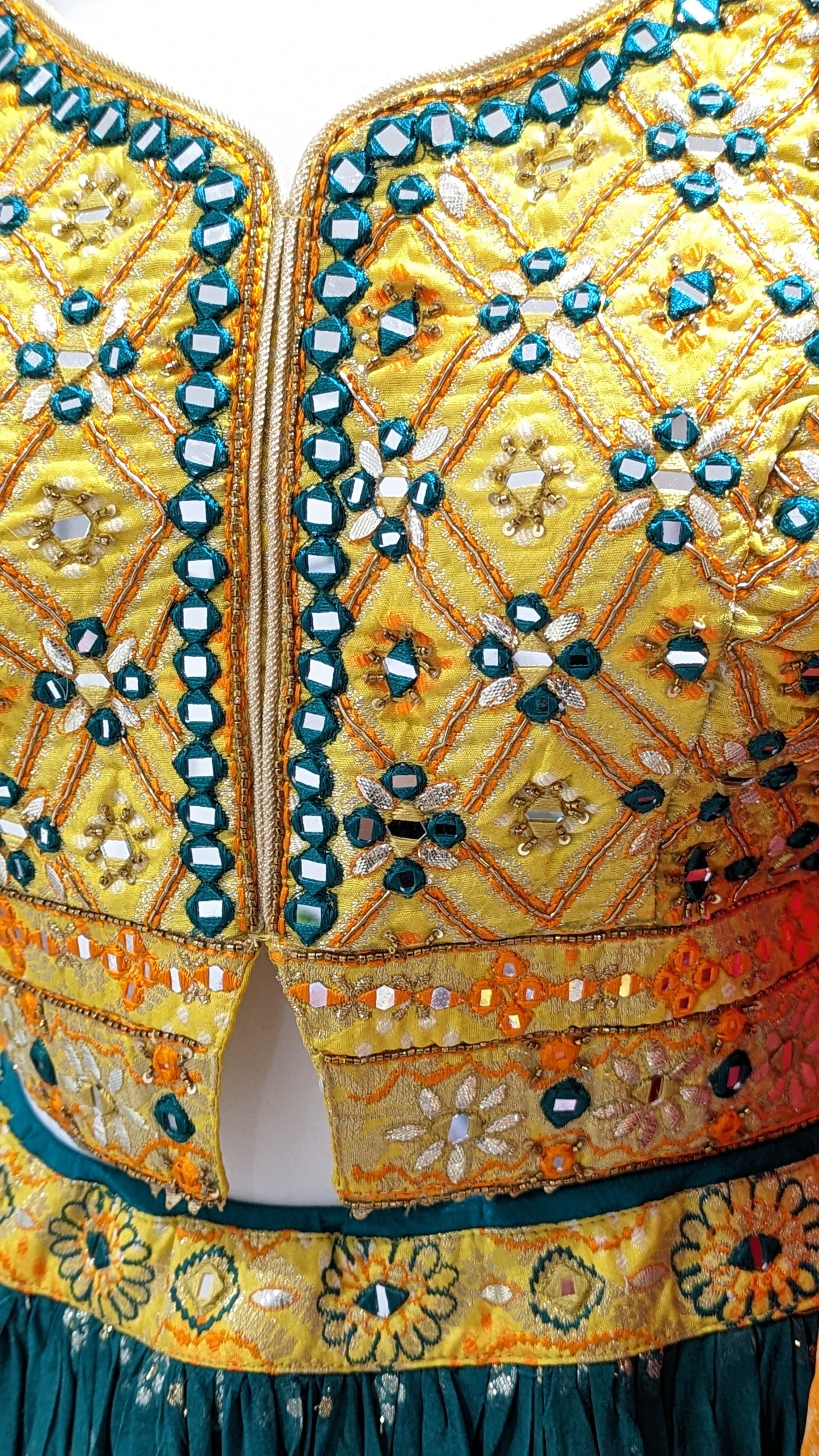 Bright Bandhani Lehenga (10-12)